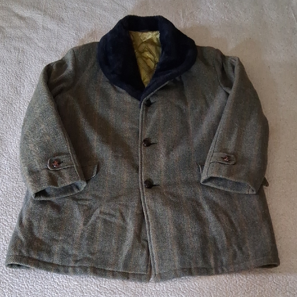 Vintage 1960's Van Heusen Gray Pea Coat with Dark Collar